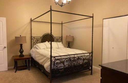 Westside Large Home - Foto 34