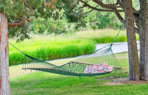 Private Island Fire Pit & Arcade - Foto 18