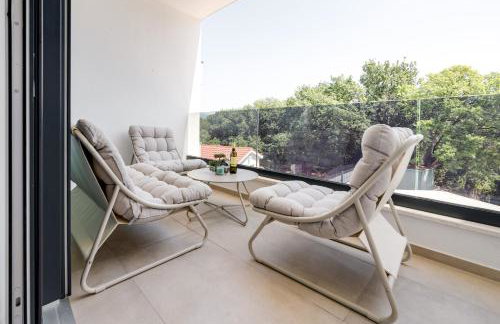 Villa Mirakul, new modern villa with swimming pool, close to the beach, children playroom, quiet area- by TRAVELER tourist agency Krk - ID 2680 - Foto 44