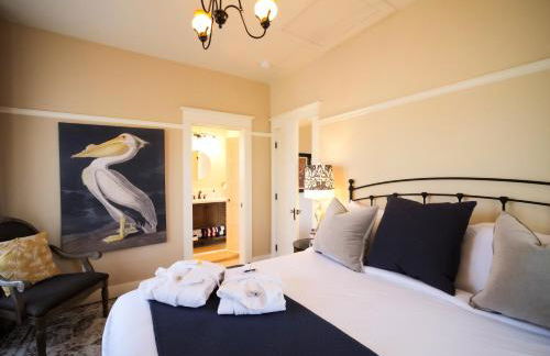 RedTail Inn - 3 Suites Sleeps up to 12 - Foto 16