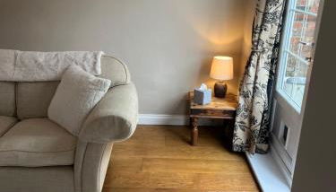 Garden Flat near train station - Foto 2