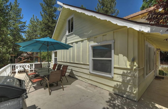 Sunshine Cabin - Cozy 2-Story Getaway - Photo 55
