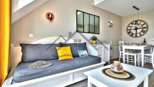 LocaLise au Guilvinec - A22 - Belle vue sur la mer, la piscine et le jardin - Tout à pied, plages, port, centre, commerces, marché - Wifi inclus - Animaux bienvenus - Linge de lit inclus - Foto 5