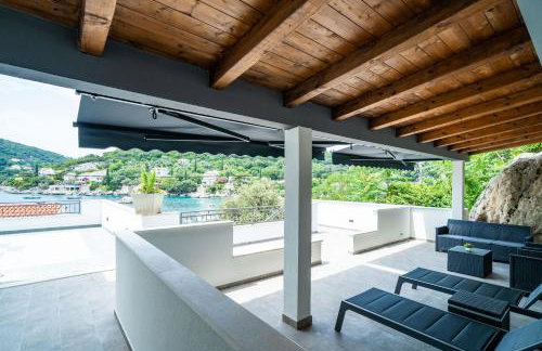 Hidden Gem Apartment - Photo 35