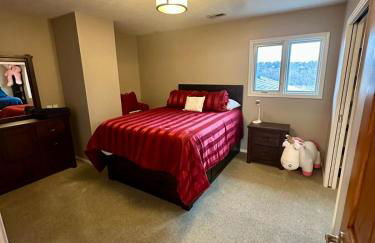 Spacious 4-bed family home with park views - Foto 24