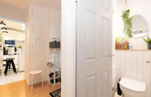 Stylish 2-Bed Flat in Woolwich, Central London - Foto 25