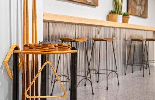 The Gameroom on Madison - Large Home Accommodates 12 Guests (102 Madison Ter) - Foto 25