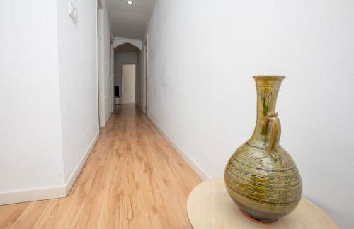 Lujoso Apartamento en Valencia 3 Dormitorios con Parking - Photo 24