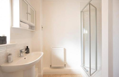 Superb 2BR 2Bath with parking - Foto 21