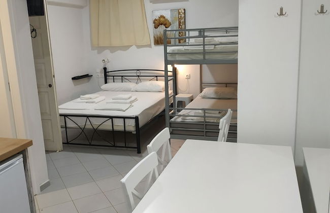 Super Economy Studio Located On the Ground Floor No Balcony - Photo 1