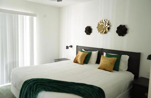 Enchanting Escape 3 Bedroom Minutes from Disney! - Foto 9