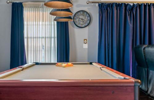 Game Room Heated pool Cinema 6Mi to Disney - Foto 68