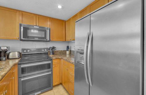 Point Loma 2BR Townhome w Parking in Prime Location - Foto 17