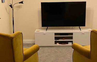 Oaklodge House - Photo 36