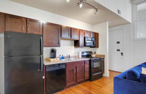 Apartment With King Bed In Downtown Louisville - Foto 8