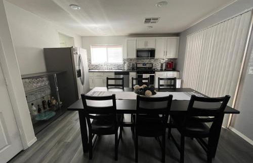 Beautiful 2 story home 20 minutes from the strip - Foto 28