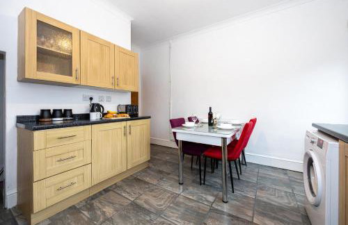 Cosy Two bedroom Terrace Blackburn - Foto 8