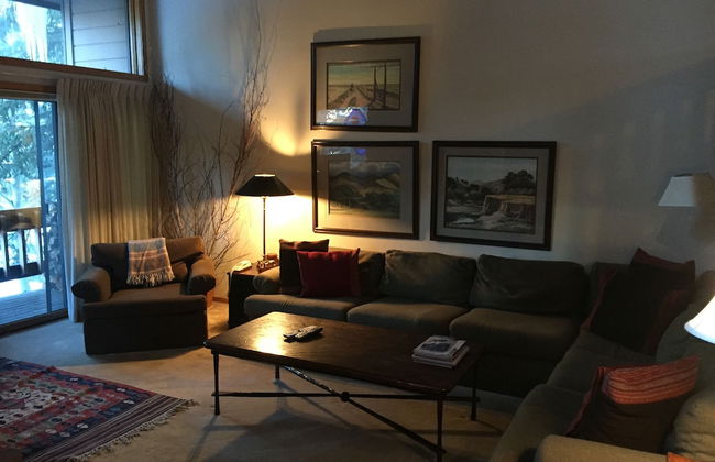 Ridgepoint Townhomes by East West Hospitality - Foto 74