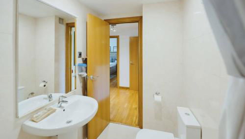 3 bedroom Huge apartament near the beach - Foto 3