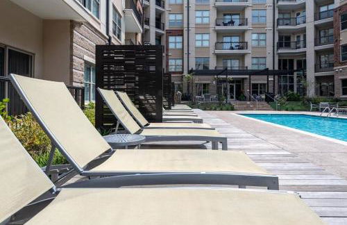 League Flats Uptown at West Trade Street - Photo 36