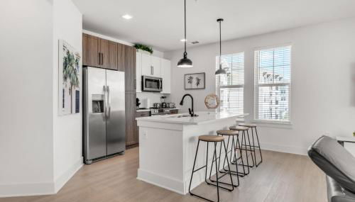 Sunny 2-Bed Oasis Pool and Gym in Apollo Beach - Foto 4