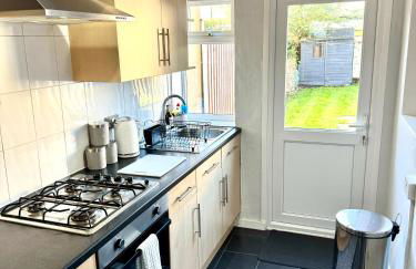 2-bedroom house in Cheltenham town centre - Photo 20