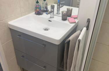 Studio lumineux avec WiFi gratuit Centre Antony, accès rapide Paris & Orly - Foto 5