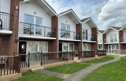 Coastal Retreat at Waterside Park - Photo 1