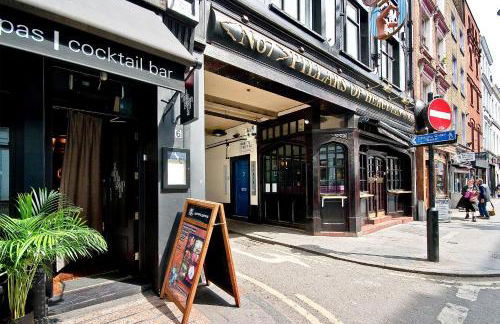 F4 Greek Street by City Living London - Photo 26