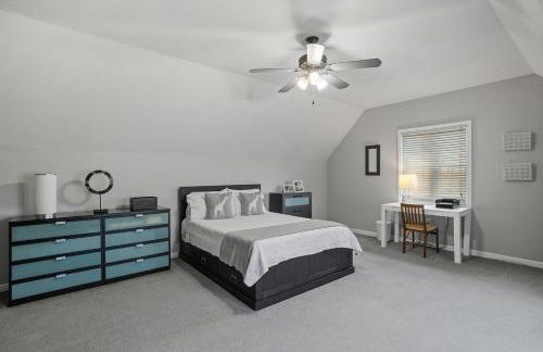 Modern Open Concept 4 Bed 2 5 Bath Mid to LongTerm Private Single Family Home - Foto 17