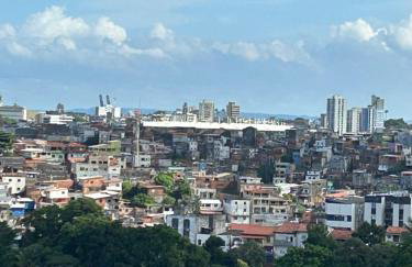 Apartamento Quarto e Sala, andar alto, moderno e completo em Salvador - Foto 5
