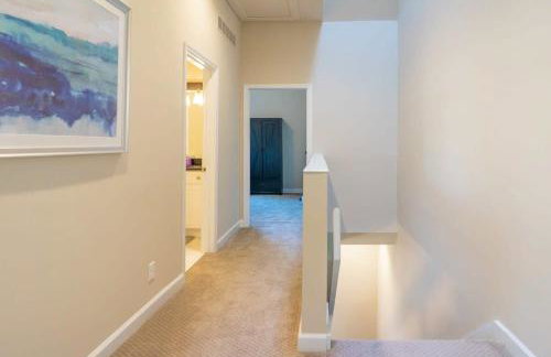 Cozy & Modern Soulard 4BR & Game Room ABODEbucks - Foto 19