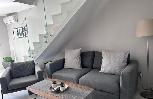 Fabuloso y amplio Duplex en Urb Jardines de Sotogrande - Foto 63