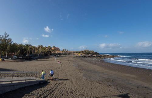 Sea Views Private Terrace 2BR House near the Beach - Foto 47