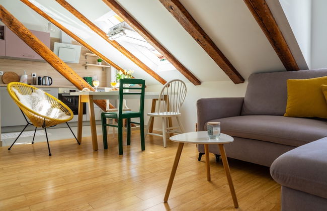 Cool Attic apt w Gallery, in the Heart of Split - Foto 1