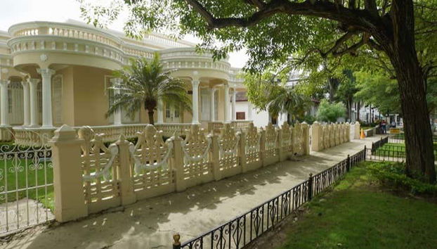 Tour of El Prado Neighborhood - Foto 4