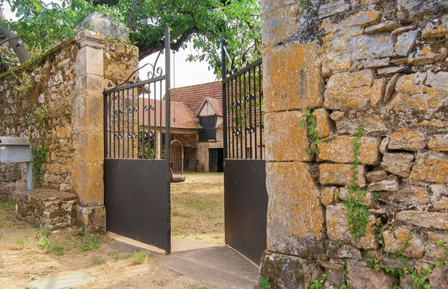 Historic Mansion by the River Lot in Cenevieres - Foto 3