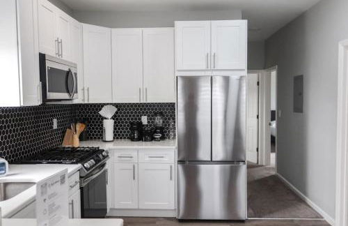 3Bed 2Bath Apt Near NYC plus Parking and Laundry - Foto 21