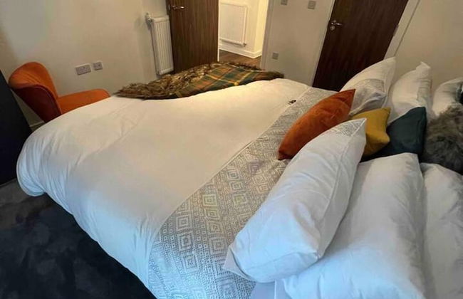 Stunning 2-bed Apartment in Grays - Photo 12