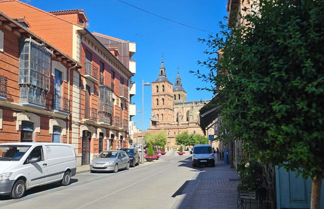 Astorga Walking Tour - Photo 5