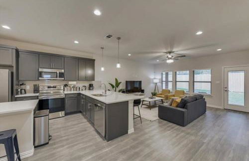 Your Vibrant Dallas Getaway Home - Foto 6