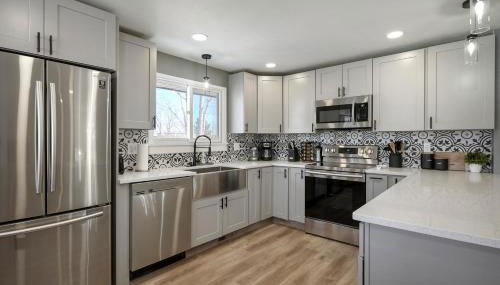 Serene 4-Bedroom Getaway in Arvada! Pet-friendly! - Foto 5