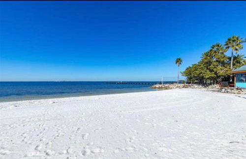 Perfect getaway with pool, hot tub and world class views - Foto 13