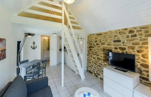 Peaceful Holiday Home in Plouguin with Indoor Pool - Foto 25