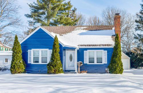 3 Mi to Hospitals Inviting Rockford Home with Yard! - Foto 23