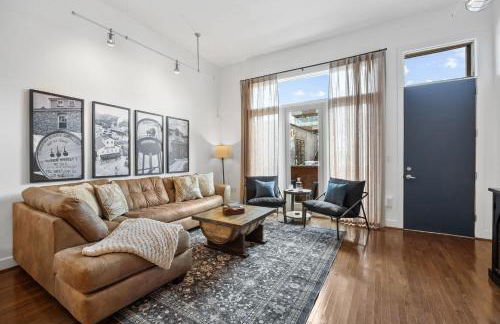 Urban Bourbon Escape - Downtown Louisville Getaway - Foto 6