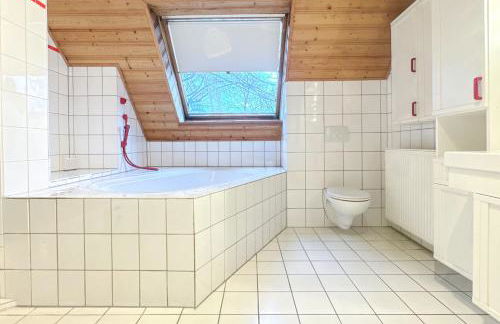 Groot Appartement - 10 Personen - 4 Slaapkamers - Perfect voor Teams & Monteurs - Friedeburg - Photo 6