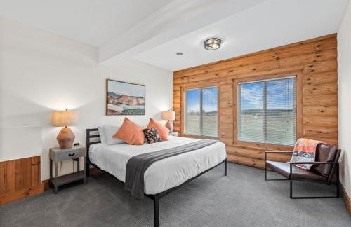 1-Mile to Road America, 2-Miles to Elkhart Lake - Foto 3