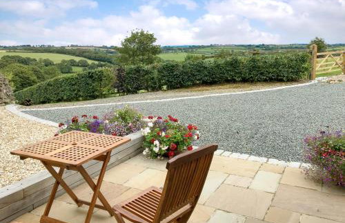 Trezeal Barn - Photo 2