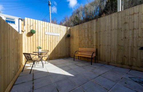 Sleeps 10 House near Bike Park Wales - Photo 26